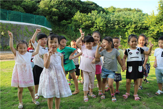 嬉水池里的欢乐